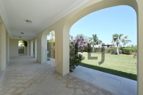 Villa sa Saadiyat Island, Abu Dhabi, UAE 5 silid-tulugan, 748 sq.m. № 624101 - larawan 11