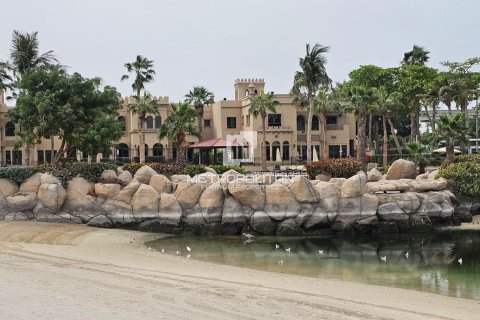 Vilë në Palm Jumeirah, Dubai, Emiratet e Bashkuara Arabe 3 dhoma gjumi, 423 m2. № 591946 - Foto 1