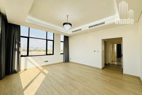Vilë në Al Quoz, Dubai, Emiratet e Bashkuara Arabe 5 dhoma gjumi, 997.7 m2. № 577087 - Foto 7