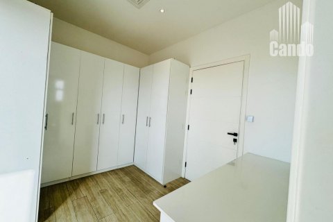 Vilë në Al Quoz, Dubai, Emiratet e Bashkuara Arabe 5 dhoma gjumi, 997.7 m2. № 577087 - Foto 26