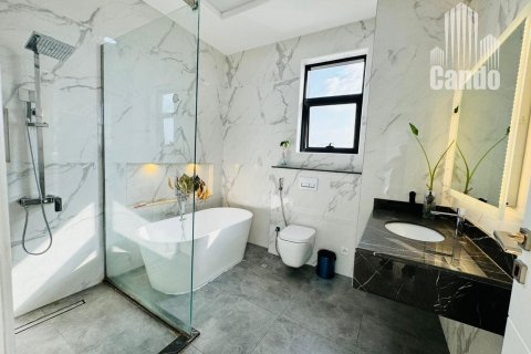 Vilë në Al Quoz, Dubai, Emiratet e Bashkuara Arabe 5 dhoma gjumi, 997.7 m2. № 577087 - Foto 14
