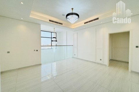 Vilë në Al Quoz, Dubai, Emiratet e Bashkuara Arabe 5 dhoma gjumi, 997.7 m2. № 577087 - Foto 39