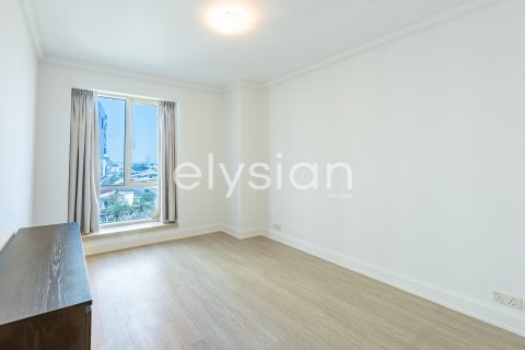 Apartment in Dubai Marina, Dubai, UAE 1 bedroom, 111 sq.m. № 586124 - photo 11
