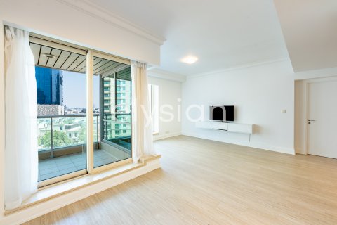 Apartment in Dubai Marina, Dubai, UAE 1 bedroom, 111 sq.m. № 586124 - photo 2