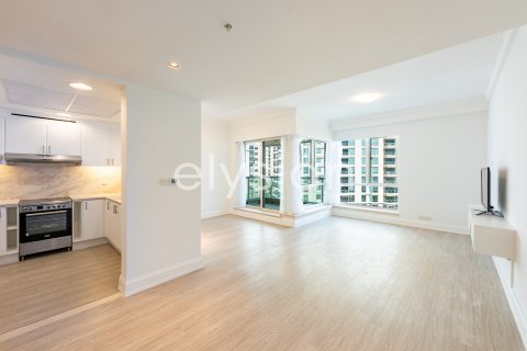 Apartment in Dubai Marina, Dubai, UAE 1 bedroom, 111 sq.m. № 586124 - photo 1