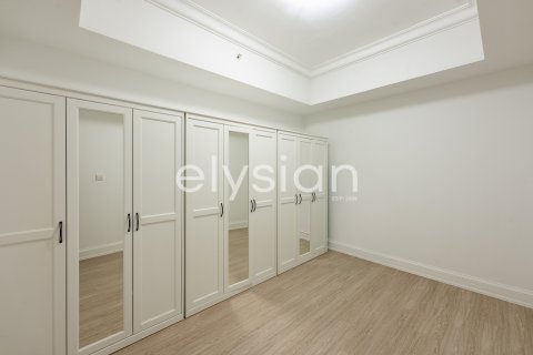 Apartment in Dubai Marina, Dubai, UAE 1 bedroom, 111 sq.m. № 586124 - photo 8