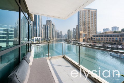 Apartment in Dubai Marina, UAE 3 bedrooms, 192 sq.m. № 586125 - photo 1