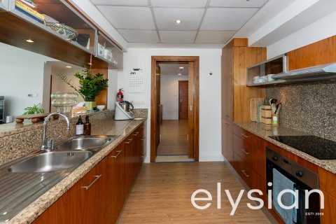 Apartment in Dubai Marina, UAE 3 bedrooms, 192 sq.m. № 586125 - photo 13