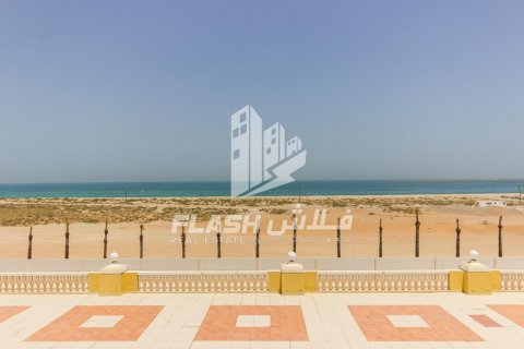 Byt v Al Hamra Village, Ras Al Khaimah, SAE 2 ložnice, 118.9 m² Č.: 611687 - fotografie 8