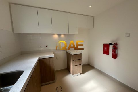 Apartamento para arrendamento em The Gardens, Dubai, EAU 2 quartos, 94 m2 № 569903 - foto 11