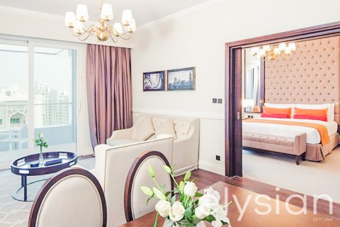 Huoneisto Palm Jumeirah, Dubai, Arabiemiraatit 1 makuuhuone, 60 m2 № 586305 - kuva 3
