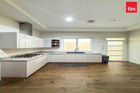 Vilë në Dubai, Emiratet e Bashkuara Arabe 3 dhoma gjumi, 464.5 m2. № 621434 - Foto 6