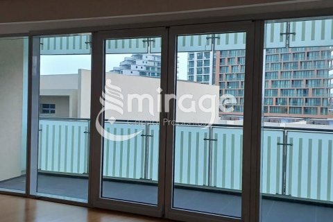 Müüa korter asukohaga Al Raha Beach, Abu Dhabi, AÜE: 3 magamistoaga, 139 m² Nr 597264 - pilt 6