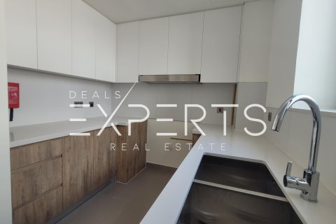 Kaupunkipientalo Yas Island, Abu Dhabi, Arabiemiraatit 2 makuuhuonetta, 124 m2 № 576938 - kuva 15