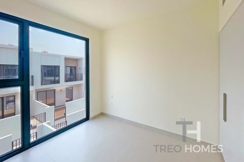 Townhouse in Dubai South (Dubai World Central), UAE 3 bedrooms, 181 sq.m. № 590294 - photo 9