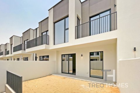 Townhouse in Dubai South (Dubai World Central), UAE 3 bedrooms, 181 sq.m. № 590294 - photo 3
