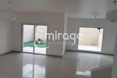 Vila v Al Reef, Abu Dhabi, SAE 5 ložnice, 348.4 m² Č.: 596977 - fotografie 2
