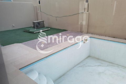Vila v Al Reef, Abu Dhabi, SAE 5 ložnice, 348.4 m² Č.: 596977 - fotografie 3