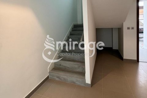 Vila na Yas Island, Abu Dhabi, SAE 3 ložnice, 348 m² Č.: 596959 - fotografie 3