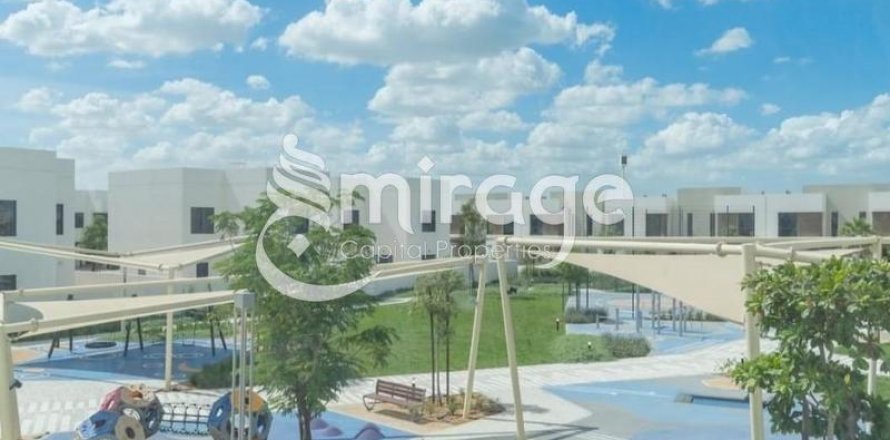 Vila na Yas Island, Abu Dhabi, SAE 3 ložnice, 348 m² Č.: 596959