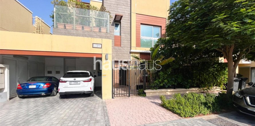 Al Barsha, Dubai, संयुक्त अरब अमीरात में विला, 3 बेडरूम, 286 वर्ग मीटर, संख्या 625928