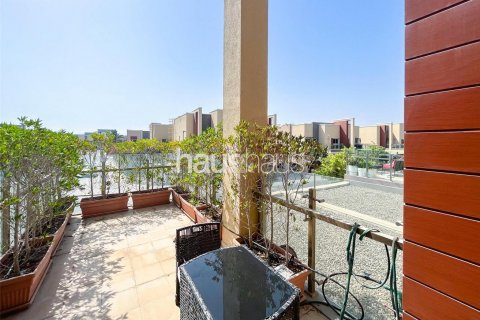 Al Barsha, Dubai, संयुक्त अरब अमीरात में विला, 3 बेडरूम, 286 वर्ग मीटर, संख्या 625928 - फ़ोटो 7