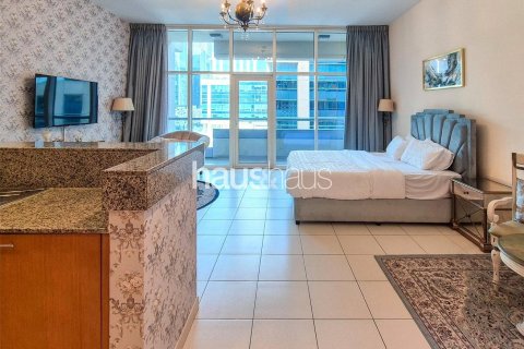 Apartment in Business Bay, Dubai, UAE 1 room, 61 sq.m. № 625927 - photo 5
