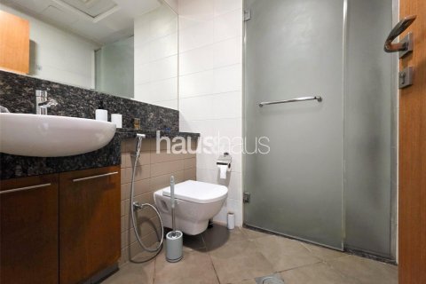 Apartment in Business Bay, Dubai, UAE 1 room, 61 sq.m. № 625927 - photo 11