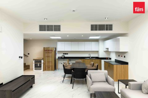 Rekkehus til leie i Dubai, Emiratene 3 soverom, 106.9 kvm Nr. 591392 - Foto 1