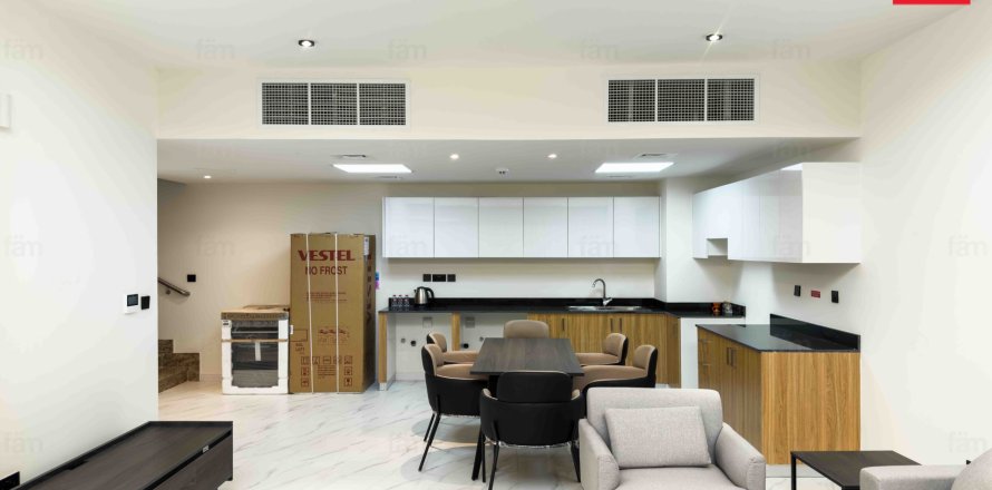 Rekkehus i Dubai, Emiratene 3 soverom, 106.9 kvm nr. 591392