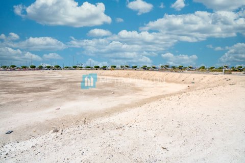 Land in Khalifa City, Abu Dhabi, UAE 3904 sq.m. № 594946 - photo 7