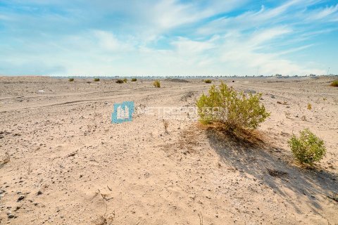 Land in Khalifa City, Abu Dhabi, UAE 3904 sq.m. № 594946 - photo 5