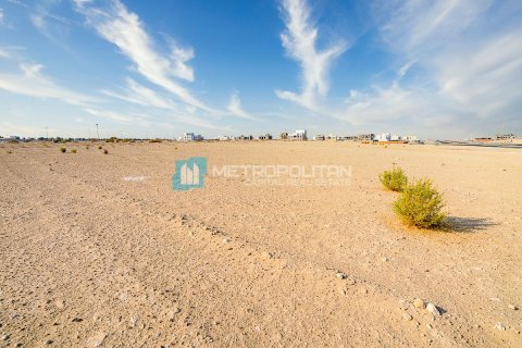 Land in Khalifa City, Abu Dhabi, UAE 3904 sq.m. № 594946 - photo 9