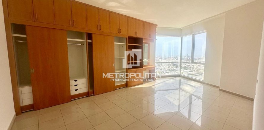 Byt v Sheikh Zayed Road, Dubai, SAE 2 ložnice, 224 m² Č.: 592981