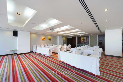 Zyrë në Business Bay, Dubai, Emiratet e Bashkuara Arabe 181.3 m2. № 597515 - Foto 17