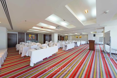 Zyrë në Business Bay, Dubai, Emiratet e Bashkuara Arabe 181.3 m2. № 597515 - Foto 16