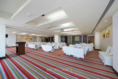 Zyrë në Business Bay, Dubai, Emiratet e Bashkuara Arabe 181.3 m2. № 597515 - Foto 6