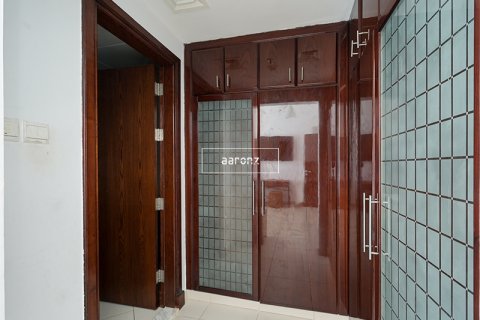Apartment in Dubai Marina, UAE 2 bedrooms, 176.4 sq.m. № 624243 - photo 9