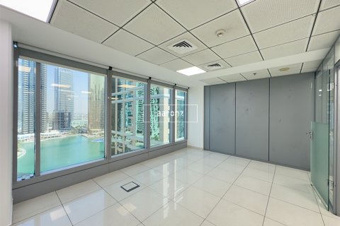 Zyrë në Jumeirah Lake Towers, Dubai, Emiratet e Bashkuara Arabe 177.5 m2. № 624309 - Foto 2