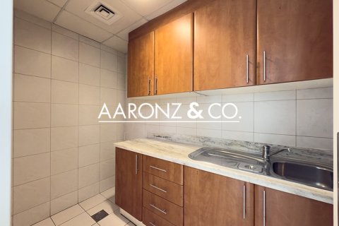 Kancelář v Jumeirah Lake Towers, Dubai, SAE 177.5 m² Č.: 624309 - fotografie 12