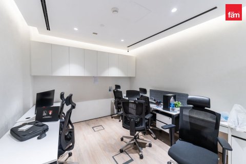 Office in Business Bay, Dubai, UAE 443.5 sq.m. № 585527 - photo 9