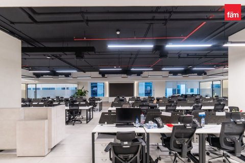 Office in Business Bay, Dubai, UAE 443.5 sq.m. № 585527 - photo 12