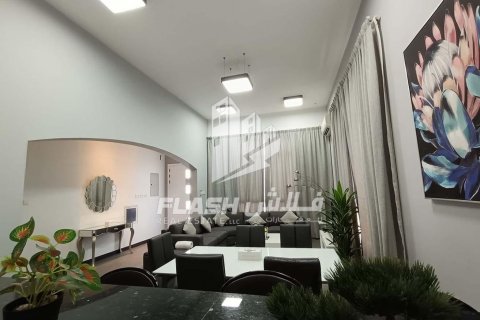 Al Hamra Village, Ras Al Khaimah, UAE의 임대용 빌라 침실 2개, 167.2제곱미터 번호 611713 - 사진 6