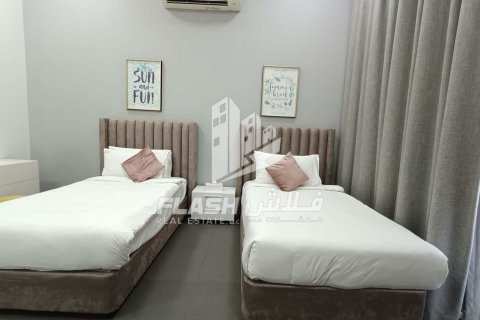 Al Hamra Village, Ras Al Khaimah, UAE의 임대용 빌라 침실 2개, 167.2제곱미터 번호 611713 - 사진 12