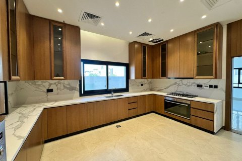 Komerční nemovitost v Al Shamkha, Abu Dhabi, SAE 6 ložnice, 601 m² Č.: 593922 - fotografie 4