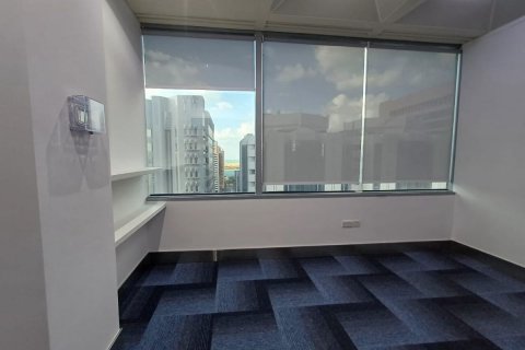 Kancelář v Hamdan Street, Abu Dhabi, SAE 331 m² Č.: 594194 - fotografie 10