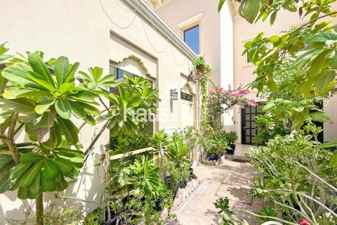 Vila v Reem, Dubai, SAE 3 ložnice, 218 m² Č.: 625631 - fotografie 11