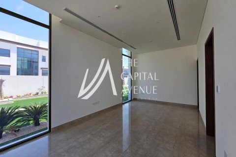 Vila v Abu Dhabi, SAE 5 ložnice, 936 m² Č.: 604818 - fotografie 18