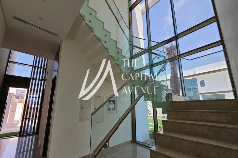 Vila v Abu Dhabi, SAE 5 ložnice, 936 m² Č.: 604818 - fotografie 11