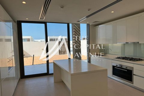 Vila v Abu Dhabi, SAE 4 ložnice, 423 m² Č.: 604817 - fotografie 7